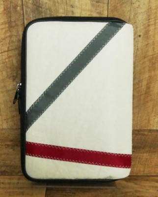 Tabletcover backside trim strips