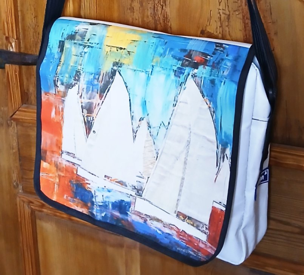 Schultertasche mit Yachtgemälde der Marinemalerin Heinke Böhnert