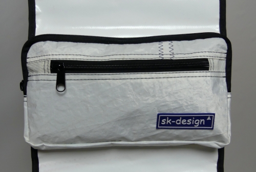 Zipper compartment