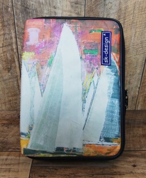 Tabletcover with painting Big Red