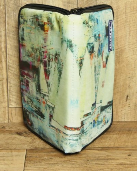 Tabletcover open komplete view  Purple Horizon