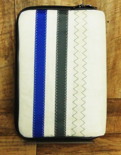 Tabletcover backside trim strips